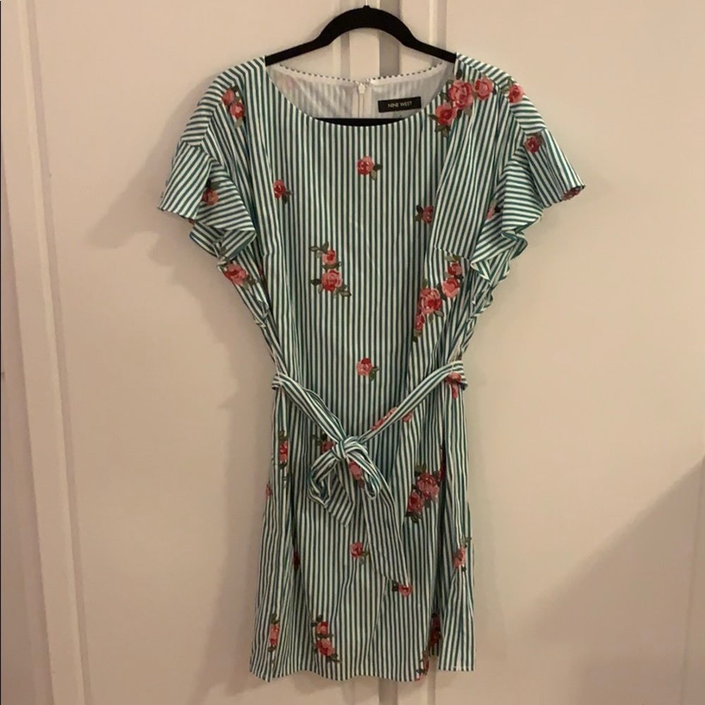 NWOT 8 Nine West paradise floral striped dress
